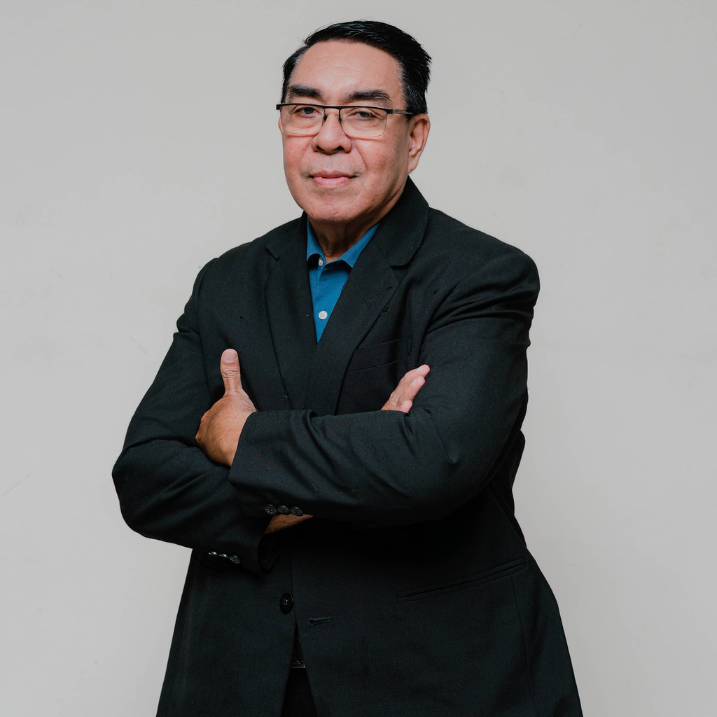 Dr. Piers Andreas Noak, SH., M.Si